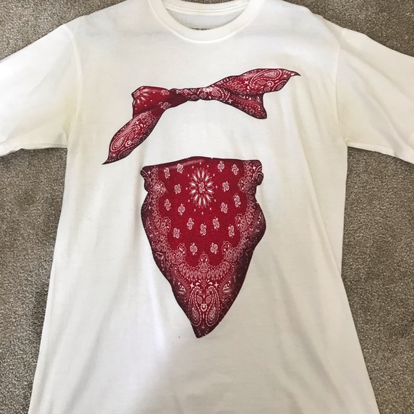 New Tupac Bandana maxi Molina t-shirt rap 2pac Sz m - Picture 1 of 5